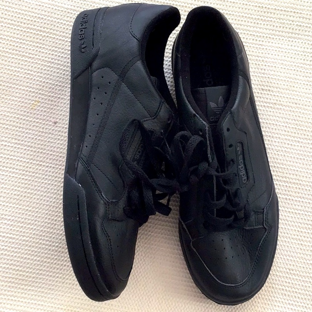 Men’s original black adidas size 13 New without box